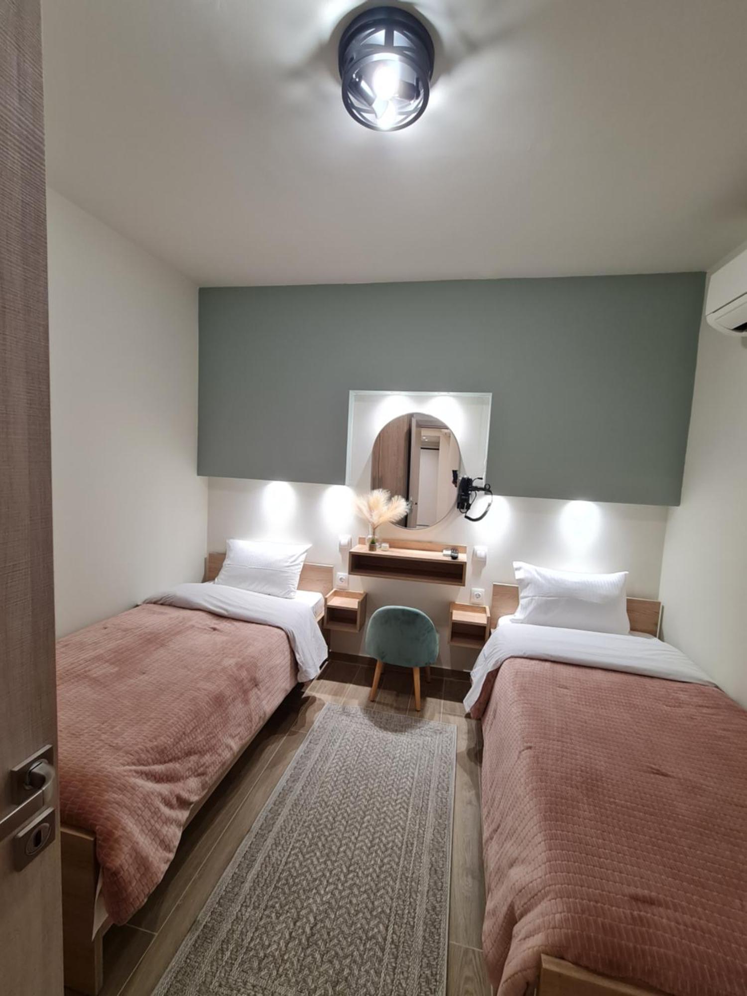 Zigos Apartments Игуменица Экстерьер фото